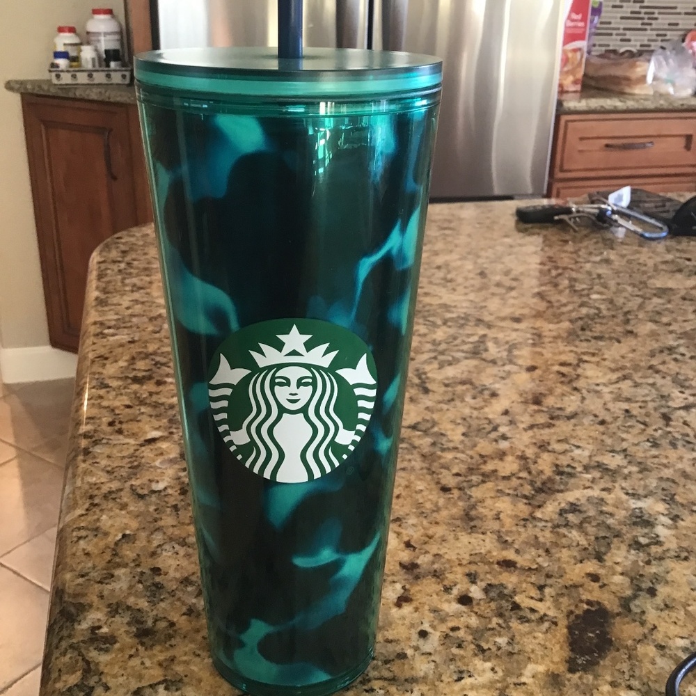 NWT Starbucks 24 oz tumbler